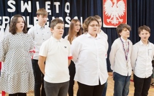 Szkolny Festiwal Pieśni Patriotycznej 2022 -klasa 7a.