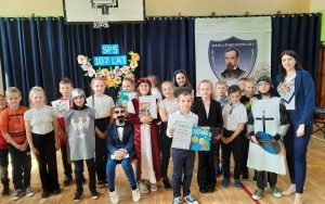 Akademia z okazji święta szkoły i patrona (11)