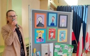 Akademia z okazji święta szkoły i patrona (4)