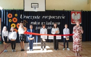 Uroczyste rozpoczęcie roku szkolnego 2023 2024 klasy IV-VIII (9)