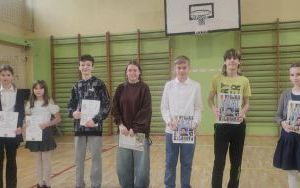 Uczniowie klas starszych wyróżnieni na akademii (5)