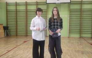 Uczniowie klas starszych wyróżnieni na akademii (6)