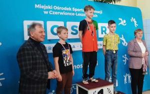 Ucznioiwe SP5 na zawodach w pływaniu 2024 (4)