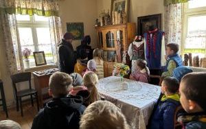 Wyjście klasy 2a do Izby Tradycji (8)