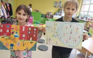 Wiktoria Styra (II miejsce) i Pola Zalewska (III miejsce)