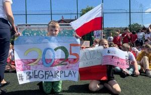IV edycja Biegu Fair Play PKOl w Szkole Postawowej nr 5- bieg klas starszych (7)