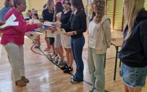 Podwumowanie konkursu plastycznego z okazji jubileuszu 100-lecia parafii NSPJ w Czerwionce (4)