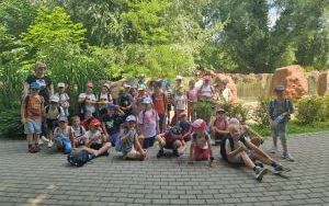 Uczniowie klas pierszych na wycieczce - ZOO Opole (1)